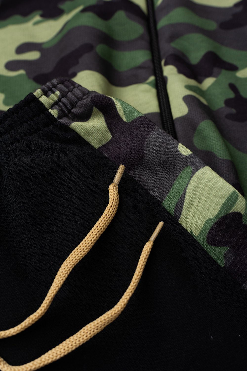 Conjunto Moletom Peluciado Infantil Masculino Camuflado - Preto