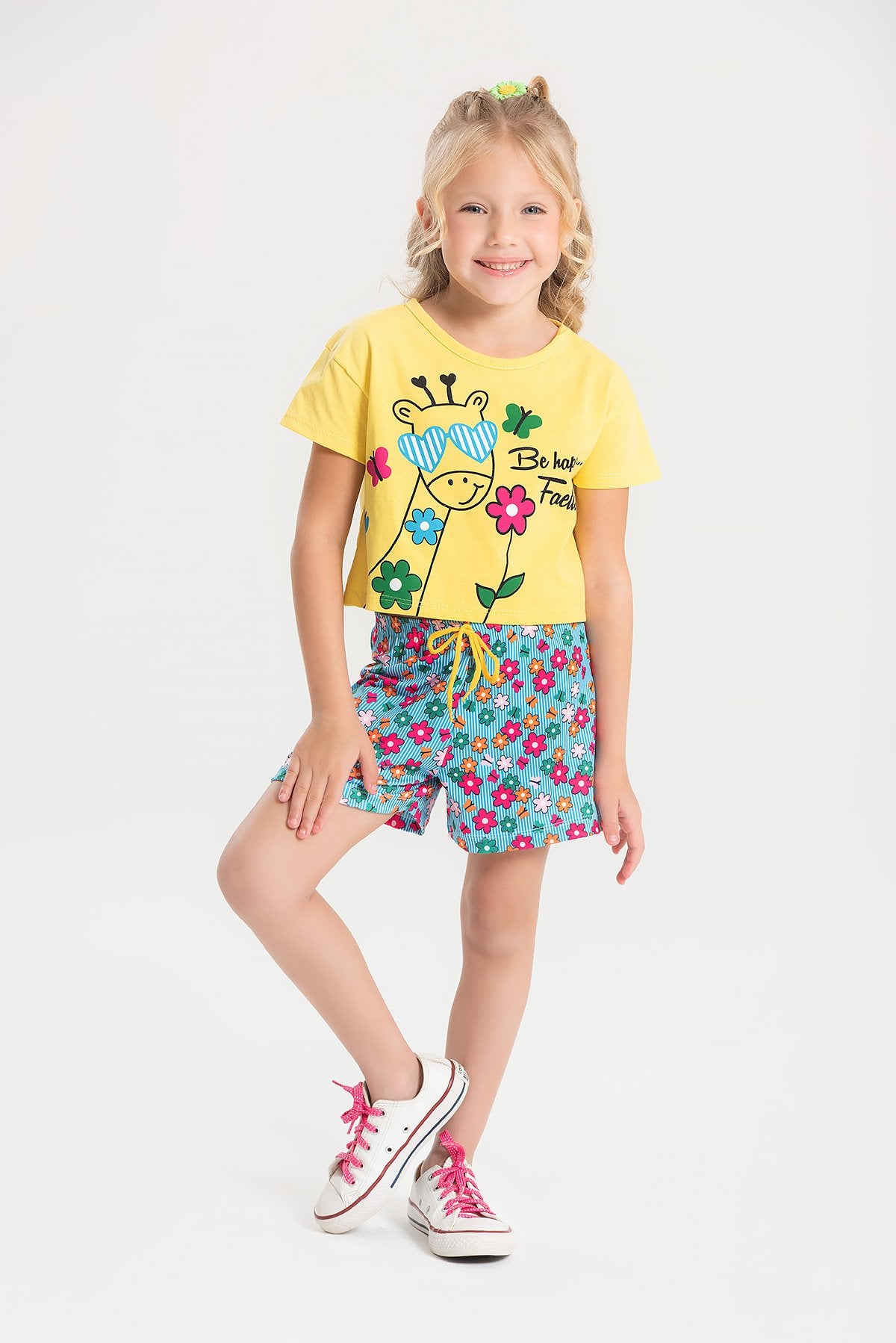 Conjunto Cropped Infantil Verão Feminino Girafa de Oculos - Amarelo